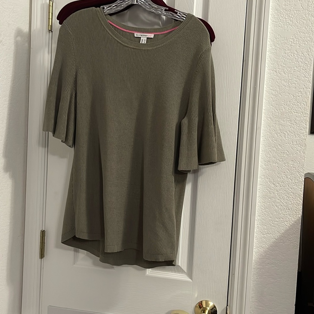 Isaac Mizrahi scoop neck, flounce arm, tunic length sweater.